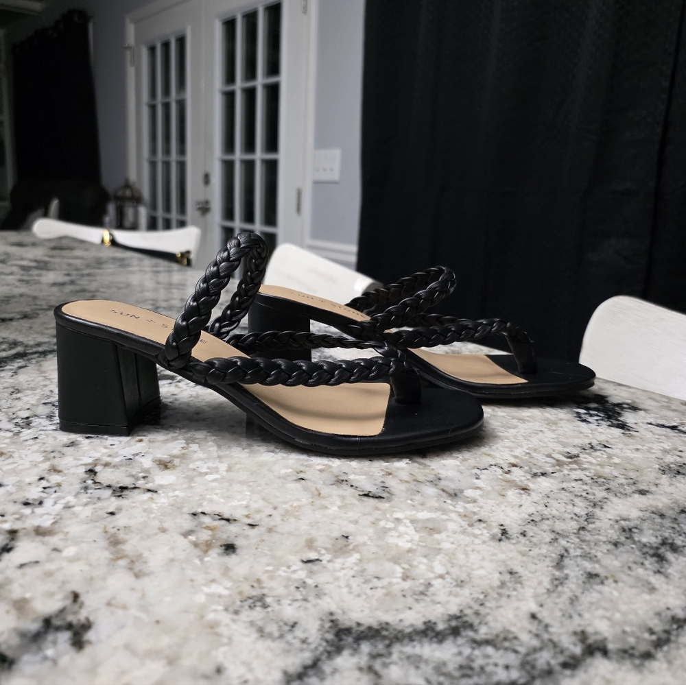 Sun+ Stone Winnie Braided Slip On Slide Sandals. Preloved!